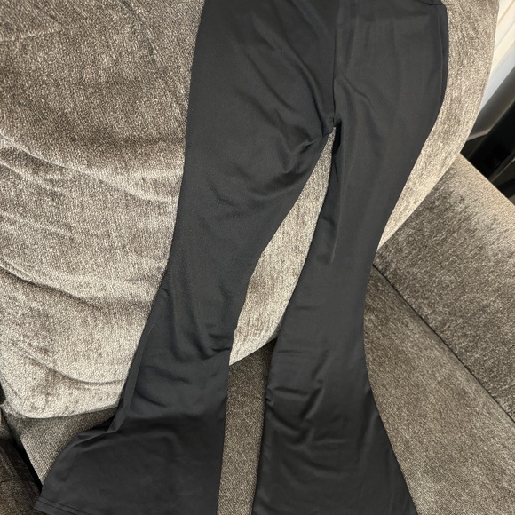 Y2k 90s Low Rise Ruched Flare Leg Black Pants - Picture 4 of 4